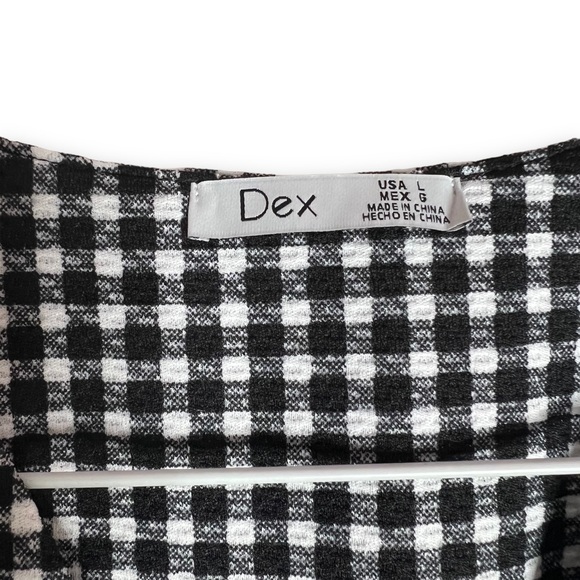 NEW Dex Gingham Black & White sleeveless blouse Lace up V Neck Blouse Sz M or L - Picture 3 of 10
